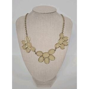 J.Crew Gold Tone Statement Necklace Cream Bead Flower Design – Adjustable Chain
